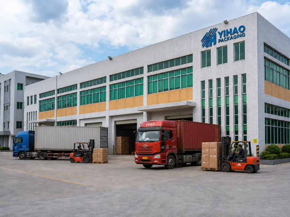YIHAO Packaging factory loading cartons for wholesale produce tray orders