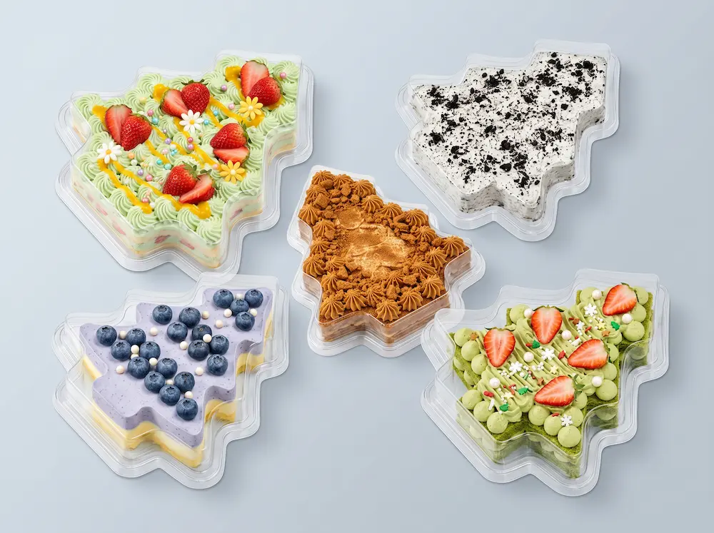 Clear PET Christmas tree cake containers for festive desserts, mousse cakes, and holiday bakery packaging