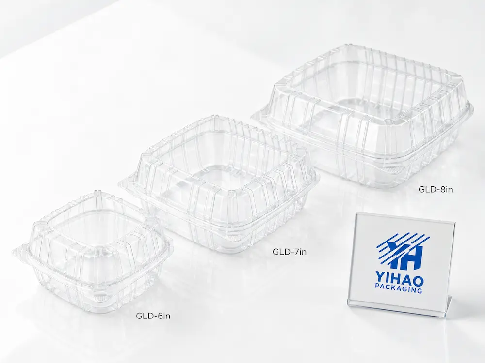 Clear PET hinged deli container range showing three square clamshell sizes for food packaging.