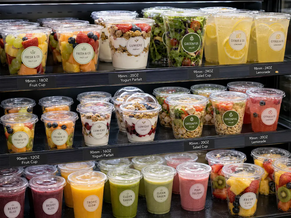 Custom PET Cups: Buyer Guide for Food Packaging Teams 6 Custom PET cups for fruit cups yogurt parfaits salads lemonade and grab-and-go drinks