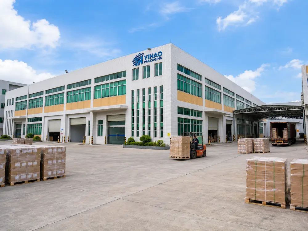 Wholesale Hinged Containers FAQ: Materials, Sizes, Uses, and Ordering Questions 7 YIHAO packaging factory for wholesale clear PET food containers