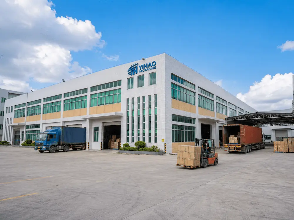 YIHAO Packaging factory for PET and RPET cold cup manufacturing